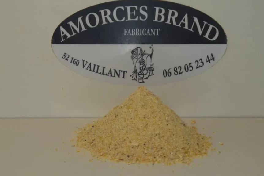 Jaune de Hollande - Crédit photo Amorces Brand - https://amorces-peche.fr/product/farines-vegetales-jaune-hollande/